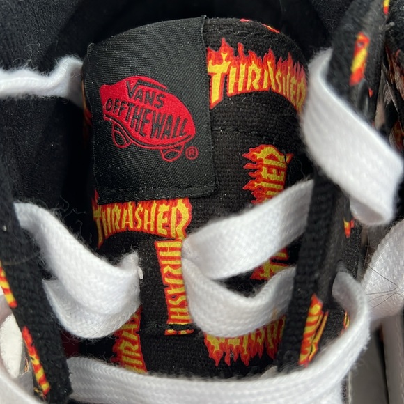 VANS old skool Rare THRASHER themed mens shoes size 12 - Picture 5 of 6